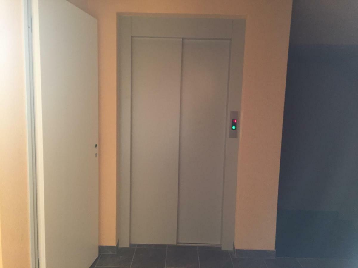 Simonffy Central Apartment Дебрецен Екстер'єр фото
